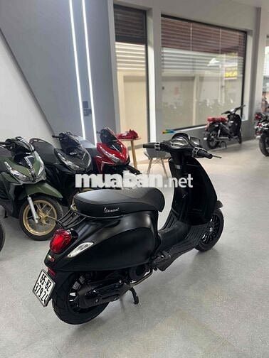 Vespa Sprint 125Abs bản Notte chuẩn rin Hỗ trợ gop