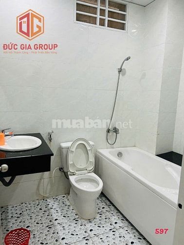 Bán khách sạn mặt tiền đường Trần Công An, sổ hồng 822m2 sàn giá 25 tỷ