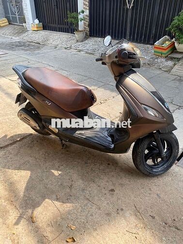 Piaggio Fly màu Nâu BSTP