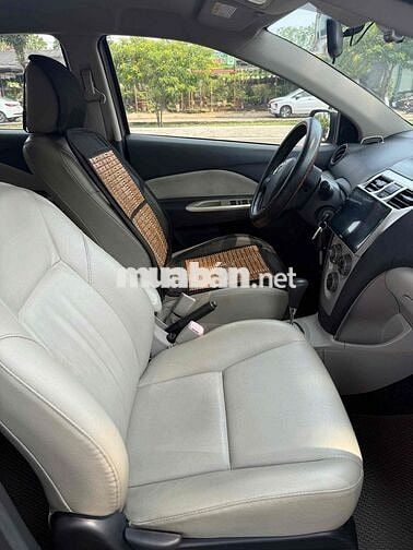 Gia đình cần bán xe Toyota vios G 2008 AT