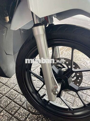 Honda Click Thái 2016 Trắng đỏ