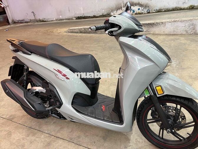 Honda SH350i 2022 6900 km Xám
