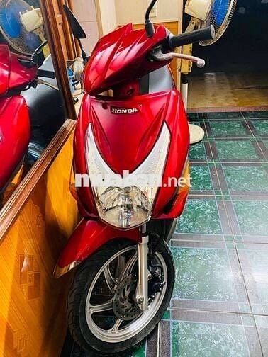 Honda Click màu Đỏ