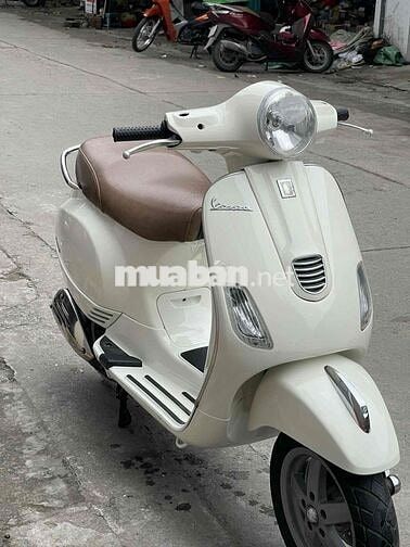 Piaggio Vespa 3vie 2015 tiết kiệm xăng, chạy êm