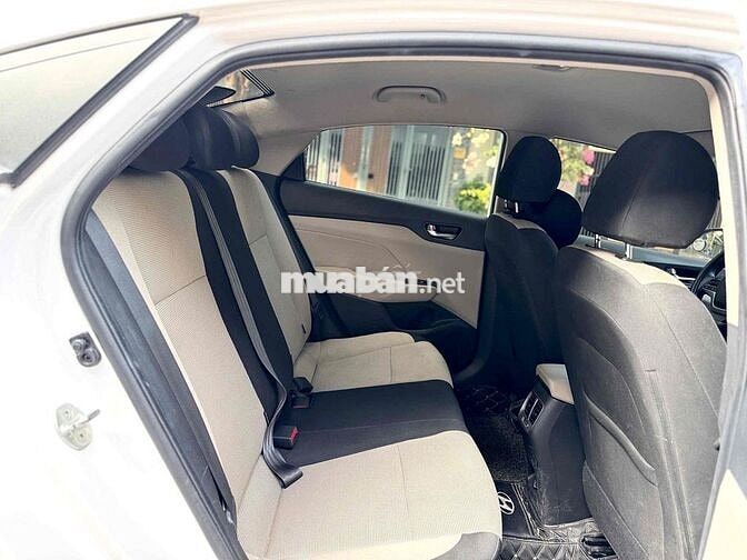 Hyundai Accent 2022 AT 4v km