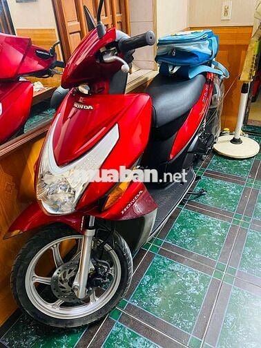 Honda Click màu Đỏ
