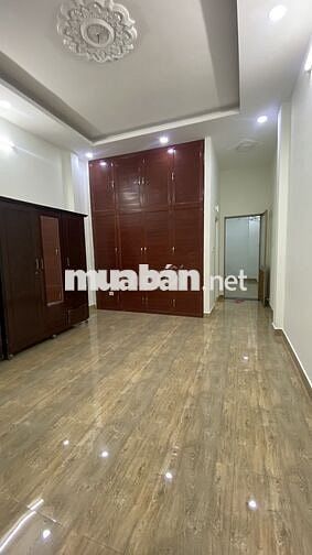 Nhà ở cho thuê khu bình chánh giáp quận 8