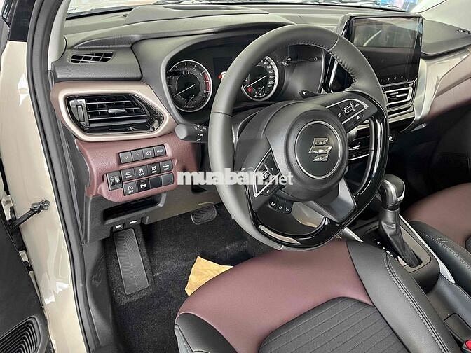 Suzuki Fronx 2026 Trắng ngà đen giao ngay