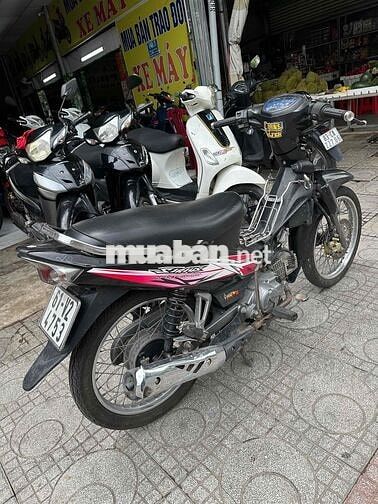 Yamaha Sirius màu Đen