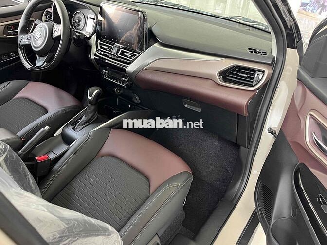 Suzuki Fronx 2026 Trắng ngà đen giao ngay