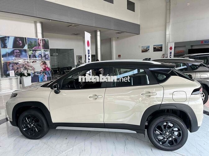 Suzuki Fronx 2026 Trắng ngà đen giao ngay