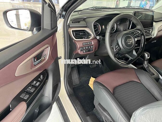 Suzuki Fronx 2026 Trắng ngà đen giao ngay