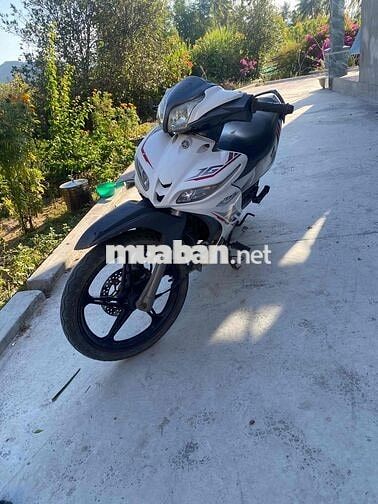 Yamaha Jupiter FI màu Trắng