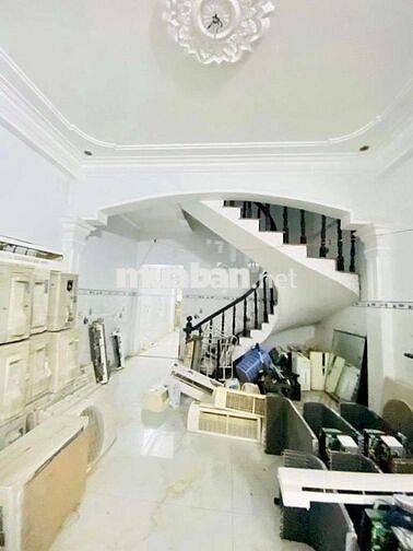 Mặt tiền rẻ quá, nhà 3 tầng nở hậu 6,3 x 24 mặt tiền Trung Mỹ Tây 03