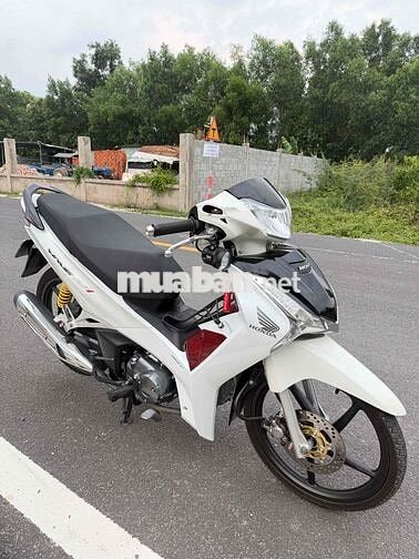 Honda Future Fi 2023 Trắng đỏ 21.000 km