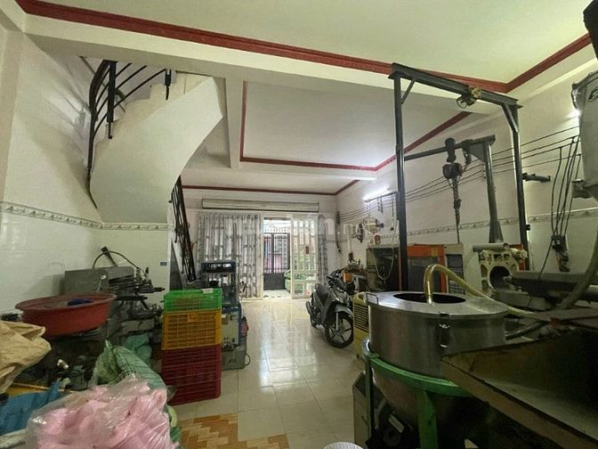 NHÀ 3 TẦNG HẺM XE HƠI RỘNG - GẦN CHỢ, TRƯỜNG HỌC, BỆNH VIỆN | BÌNH TÂN