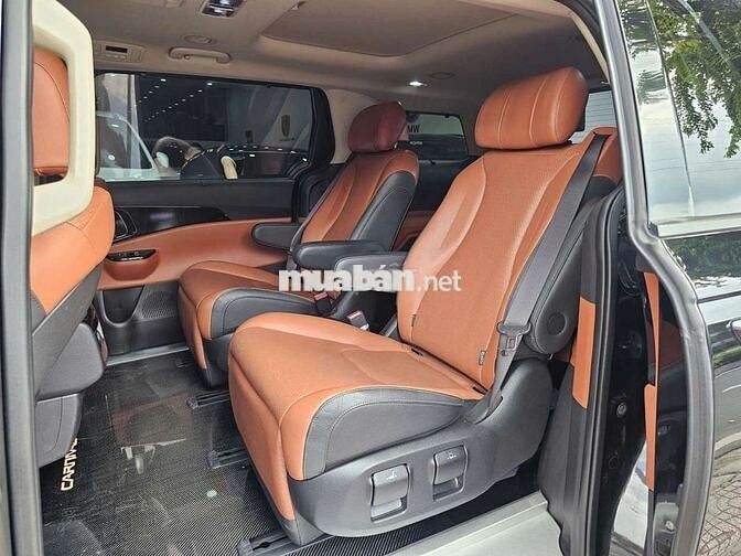 KIA CARNIVAL 2.2 SIGNATURE 7 GHẾ SX 2022 ODO 6 VẠN