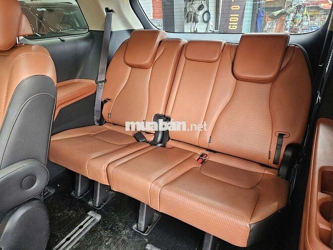 KIA CARNIVAL 2.2 SIGNATURE 7 GHẾ SX 2022 ODO 6 VẠN