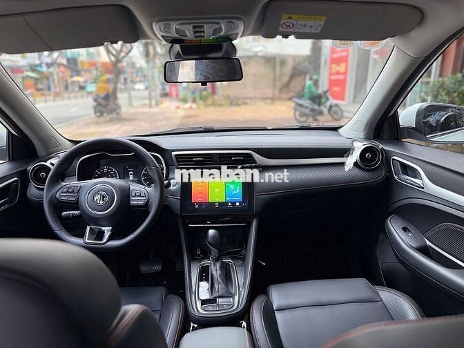 MG ZS LUX 2025 Trắng 5.000 km