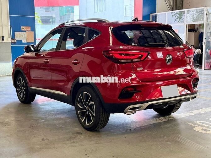 MG ZS LUX 2025 màu Đỏ 5.000 km