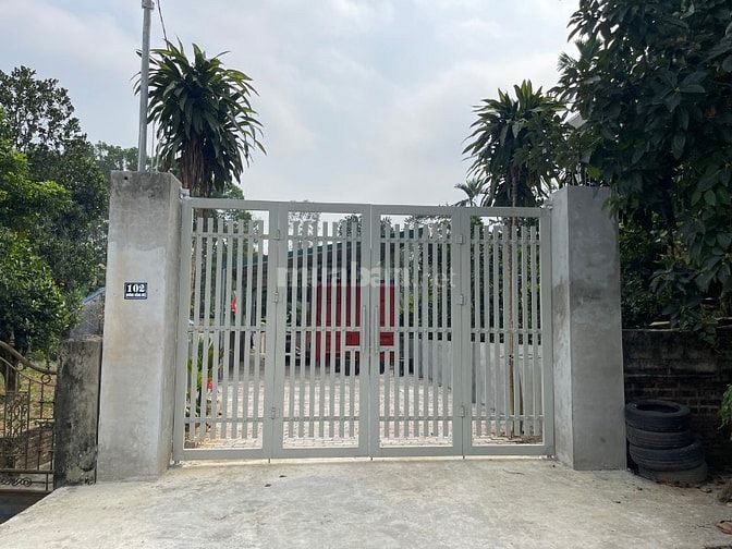 Chính chủ bán nhà 190m container khu B tái định cư Yên Bài đủ đồ đến ở
