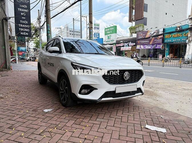 MG ZS LUX 2025 Trắng 5.000 km