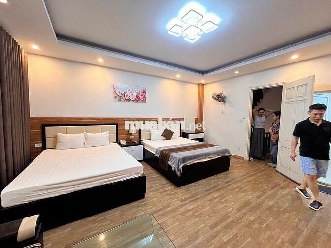 CHO THUÊ LIỀN KỀ FULL ĐỒ CAO CẤP 05 TẦNG, 7PN, 7WC tại KĐT XA LA 100m2