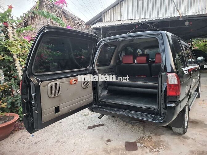 Isuzu Hi Lander 2005 Dầu Sàn Đen