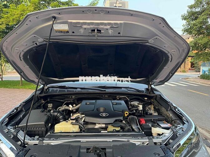 Toyota Fortuner 2022 2.4 4x2 AT máy dầu