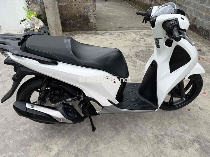Honda SH 125 2018 trắng