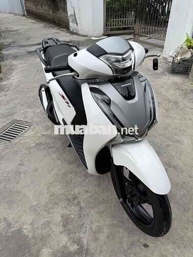 Honda SH 125 2018 trắng