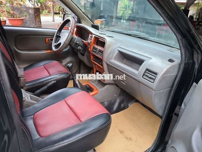 Isuzu Hi Lander 2005 Dầu Sàn Đen