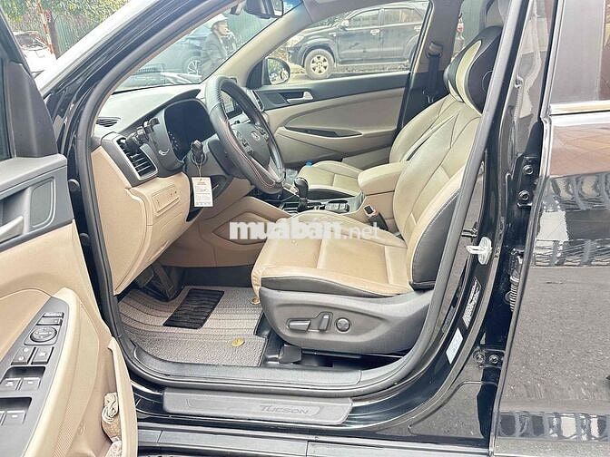 Hyundai Tucson AHT 2021 Đặc biệt 4680 km, máy xăng