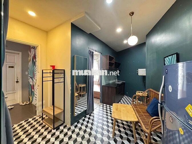 Thang Máy - Hầm Xe - Bảo Vệ - 1PN - Tách Bếp - Balcon - Nguyễn Trãi Q1