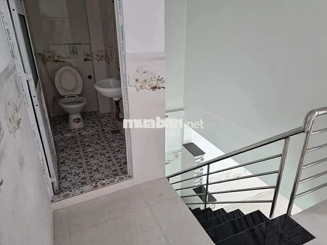 46M2 - CMT8 - QUẬN 3 - 2 BƯỚC RA MẶT TIỀN TRẦN VĂN ĐANG