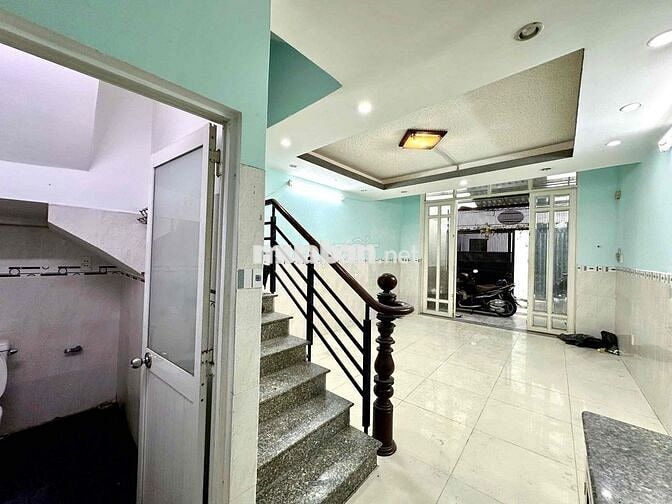 RẺ - NGAY LÊ VĂN SỸ - 3PN3WC - TIỆN Ở MỞ VP,CTY