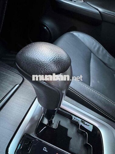 Toyota Fortuner 2022 2.4 4x2 AT máy dầu