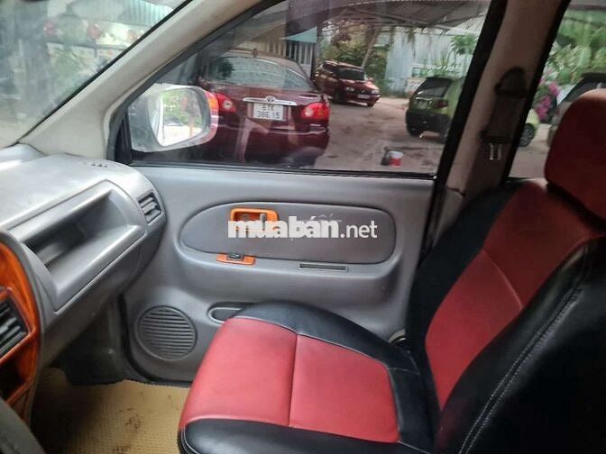Isuzu Hi Lander 2005 Dầu Sàn Đen