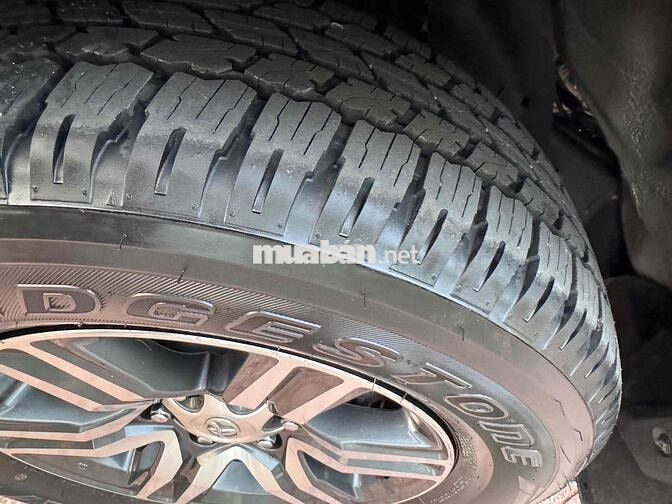 Toyota Fortuner 2022 2.4 4x2 AT máy dầu