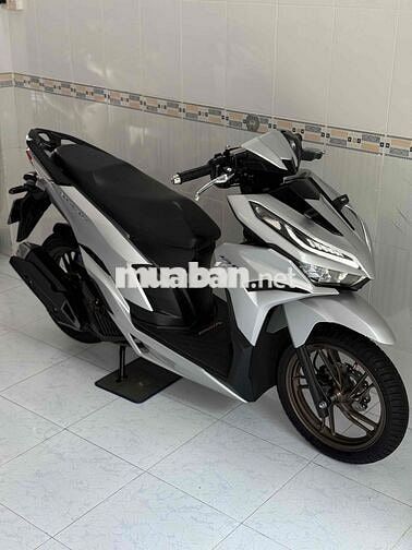 Honda Vario 125 2024 Bạc 8000 km