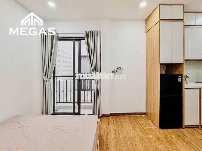 CĂN HỘ 30M2 BAN CÔNG CỰC CHILL TẠI NGUYỄN THỊ MINH KHAI, QUẬN 1