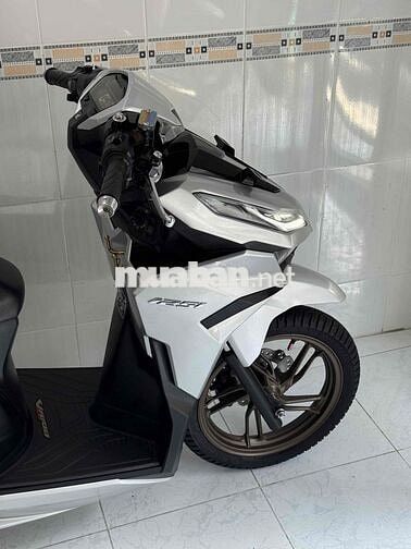Honda Vario 125 2024 Bạc 8000 km