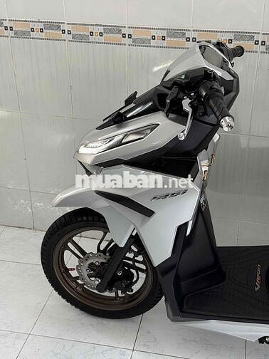 Honda Vario 125 2024 Bạc 8000 km