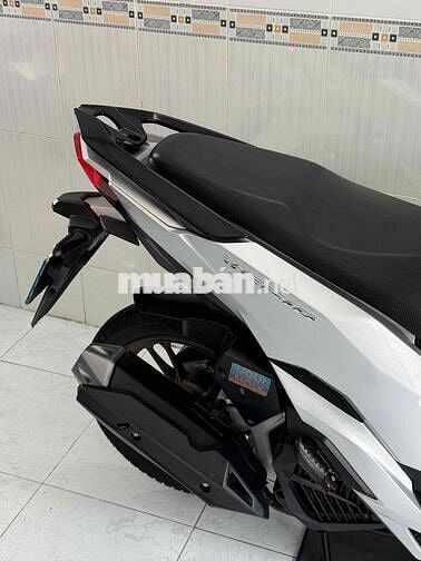 Honda Vario 125 2024 Bạc 8000 km