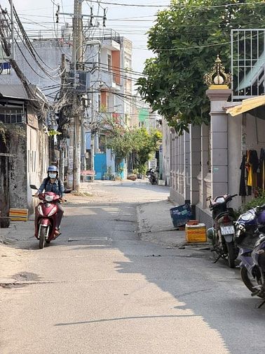 Nhà MTKD đường LK 2-10, P. BHH A