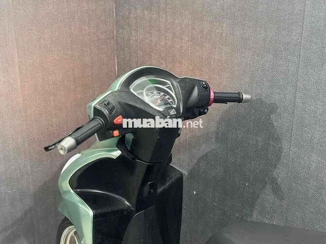 Honda Vision Xanh bạc hà