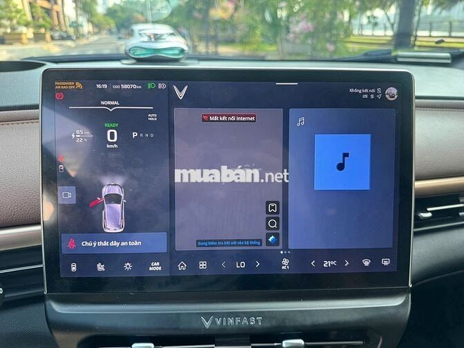 VinFast VF6 2023 màu Xám ODO 58.000Km còn free sạc