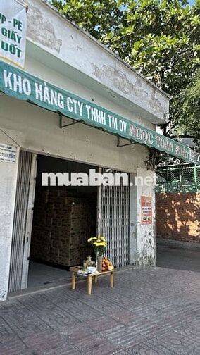Tuyển nhân viên phụ xe thời vụ