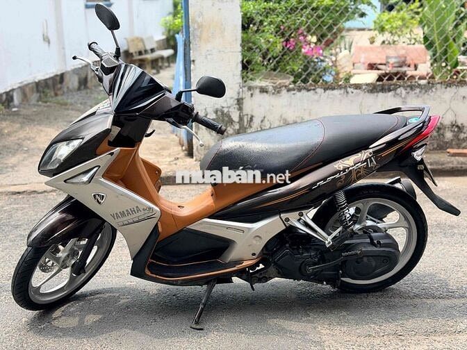 Yamaha Nouvo 4 màu Nâu