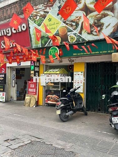 Tuyển nhân viên bán bánh mì có đào tạo